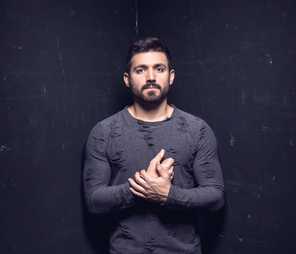 Alfie Arcuri’s Debut Music Video Is Here!