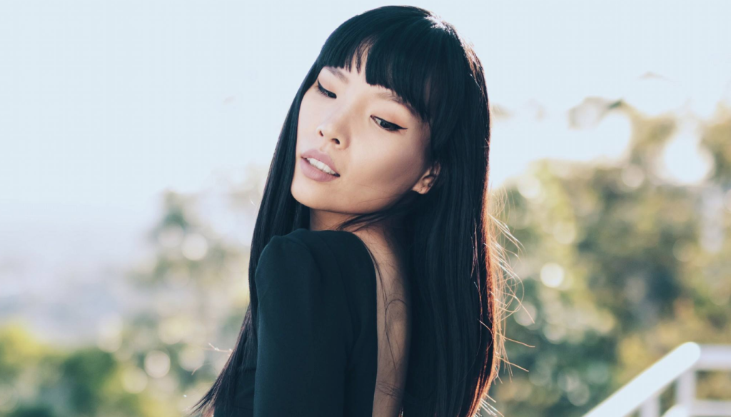 Dami Im Premieres Stunning New Single “Fighting For Love”