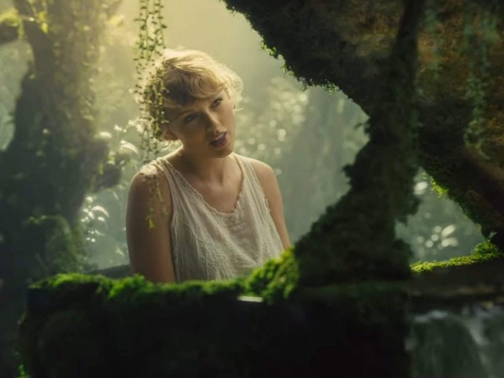 ALBUM DROP: Taylor Swift surprises everyone with eighth studio album ‘folklore’