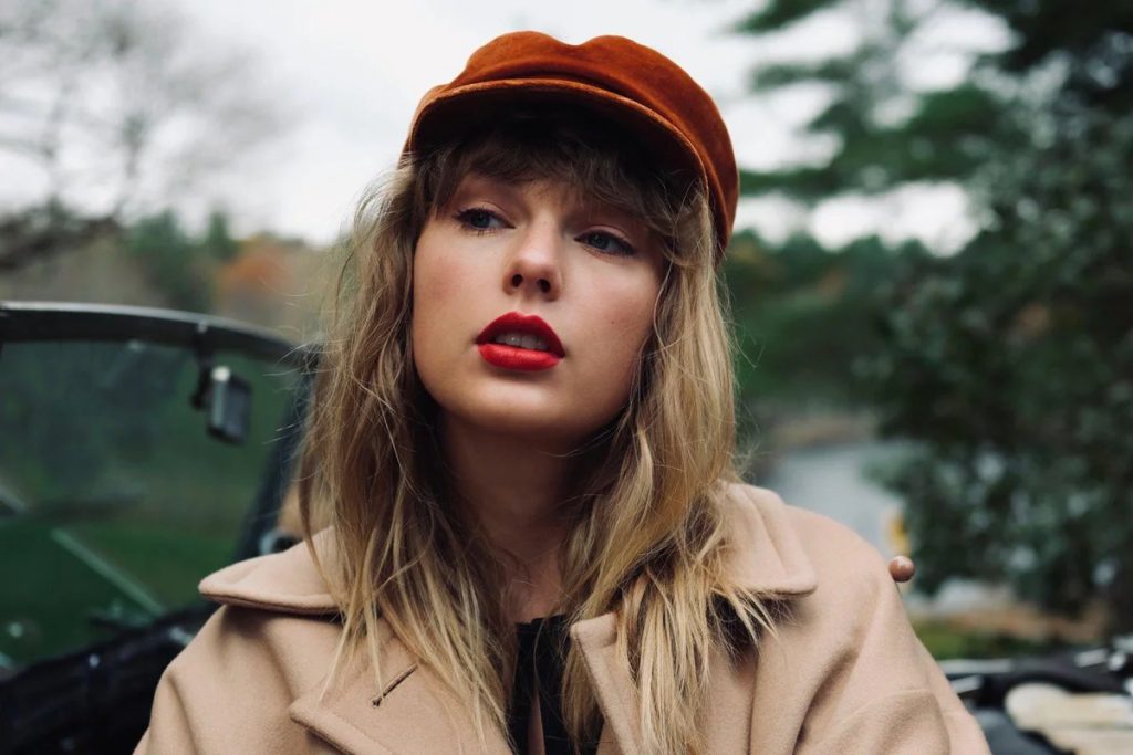 Taylor Swift premieres new song “Carolina”